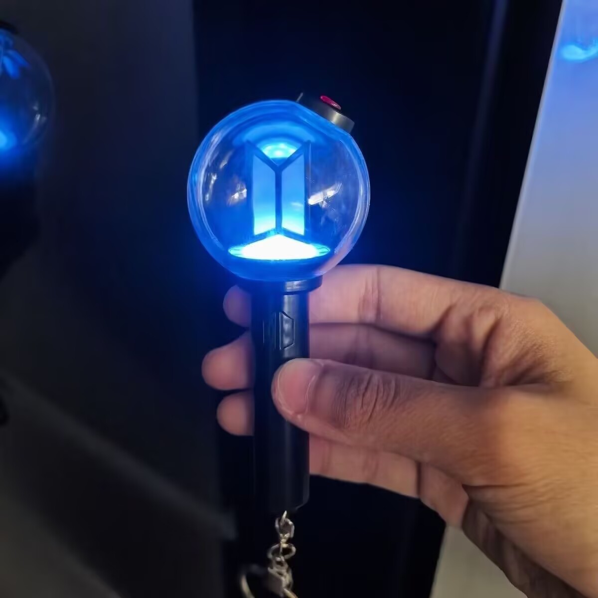 In Stock Mini Kpop Army Ver 4  - Decor Lighting Fans recension och pris